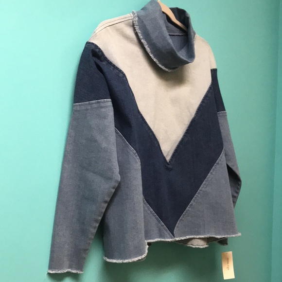 Ella Moss NWT patchwork three toned jean shirt with ripped style fringe. Size Sm - Picture 3 of 6